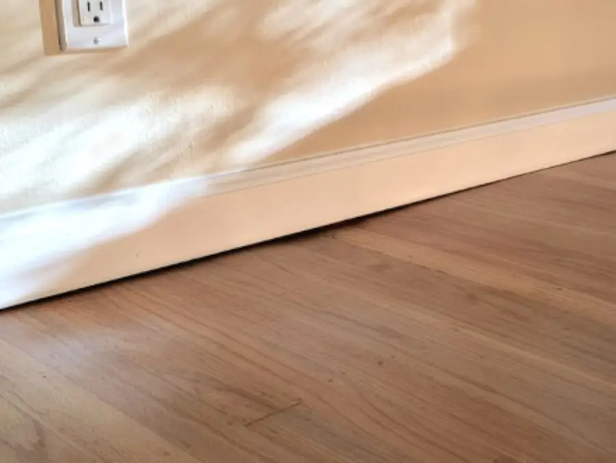 Sagging or uneven floors