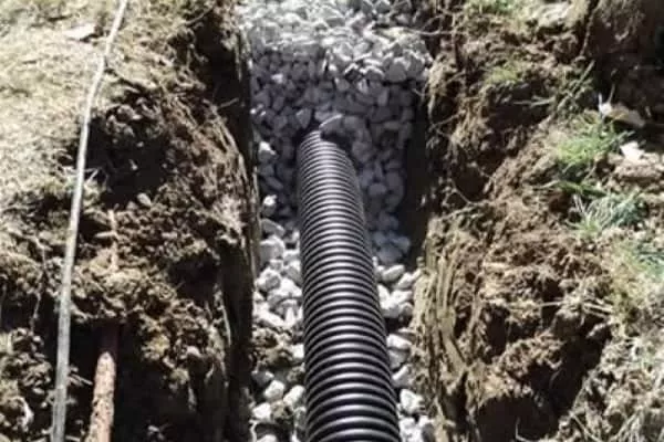 PIPE & STONE DRAINAGE